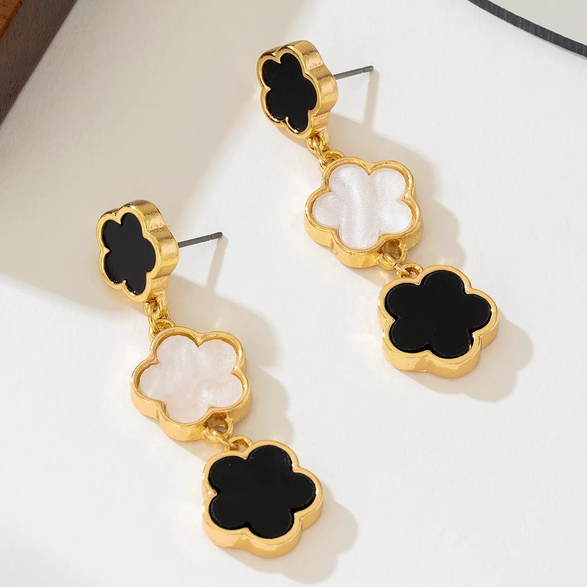 18K Gold-Plated Clover Drop Earrings - Aura Apparel