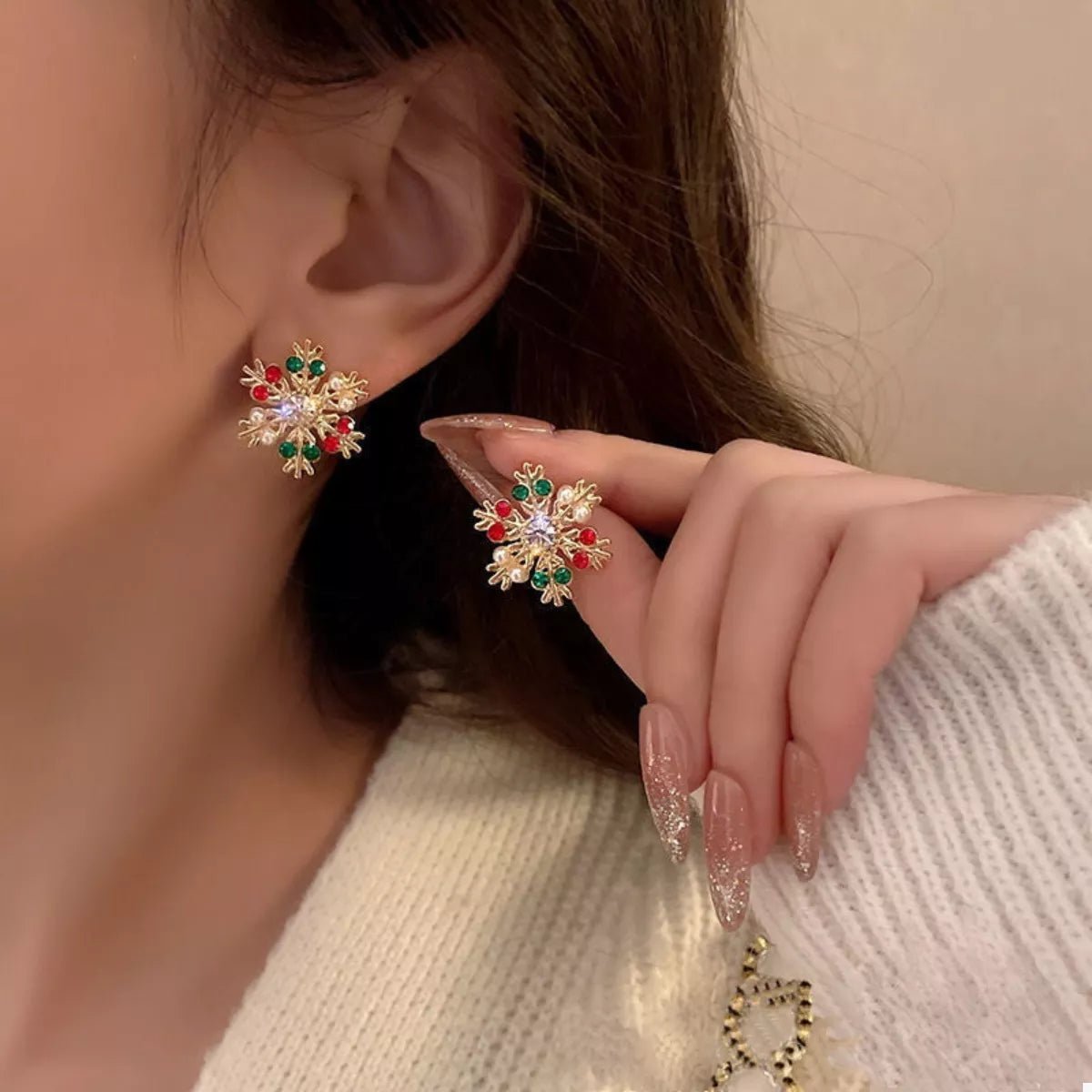 18K Gold-Plated Snowflake Stud Earrings - Aura Apparel