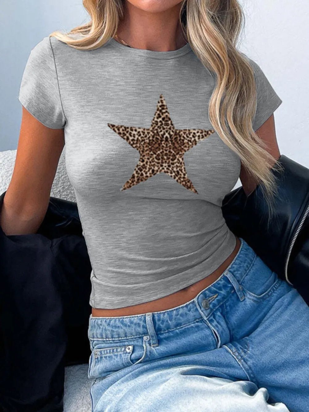Devine Star Round Neck Short Sleeve T-Shirt - Aura Apparel