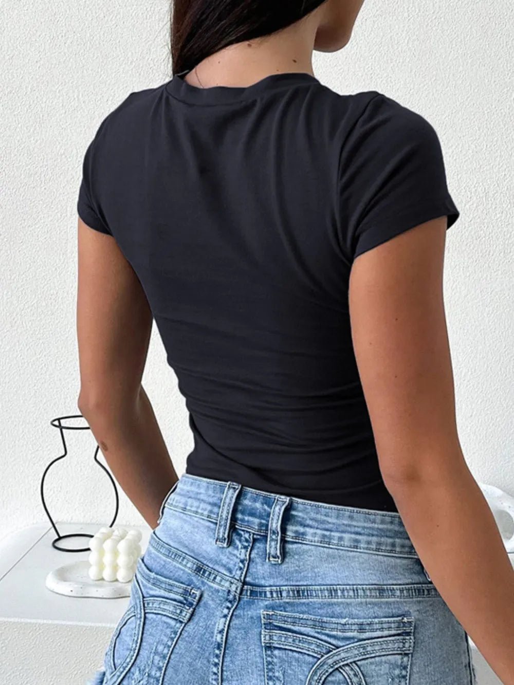 Devine Star Round Neck Short Sleeve T-Shirt - Aura Apparel