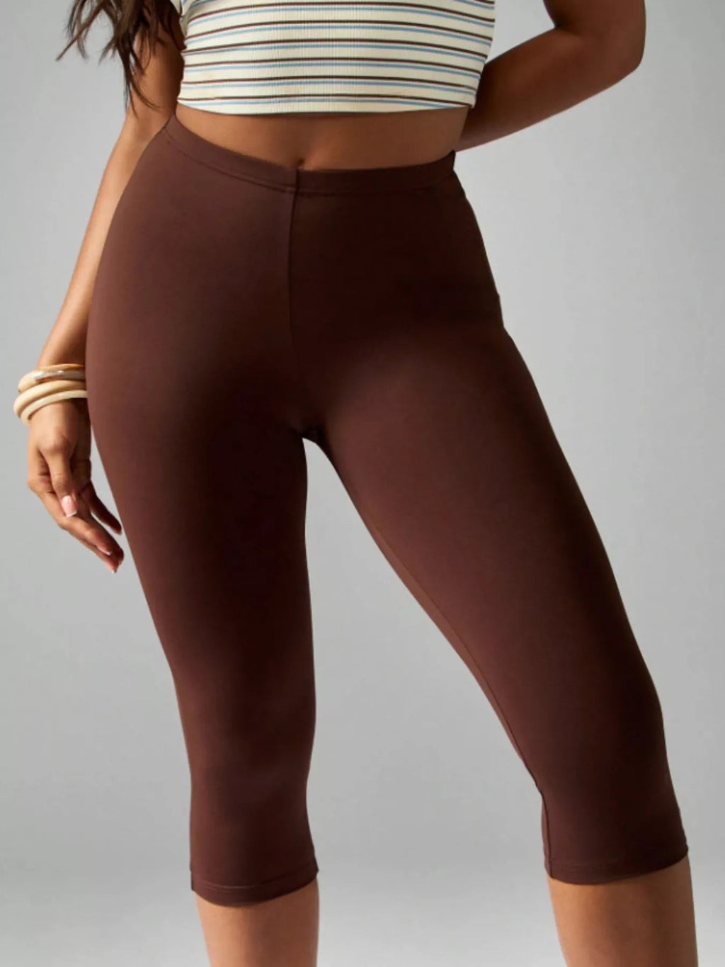 High-Waisted Active Capri Leggings - Aura Apparel