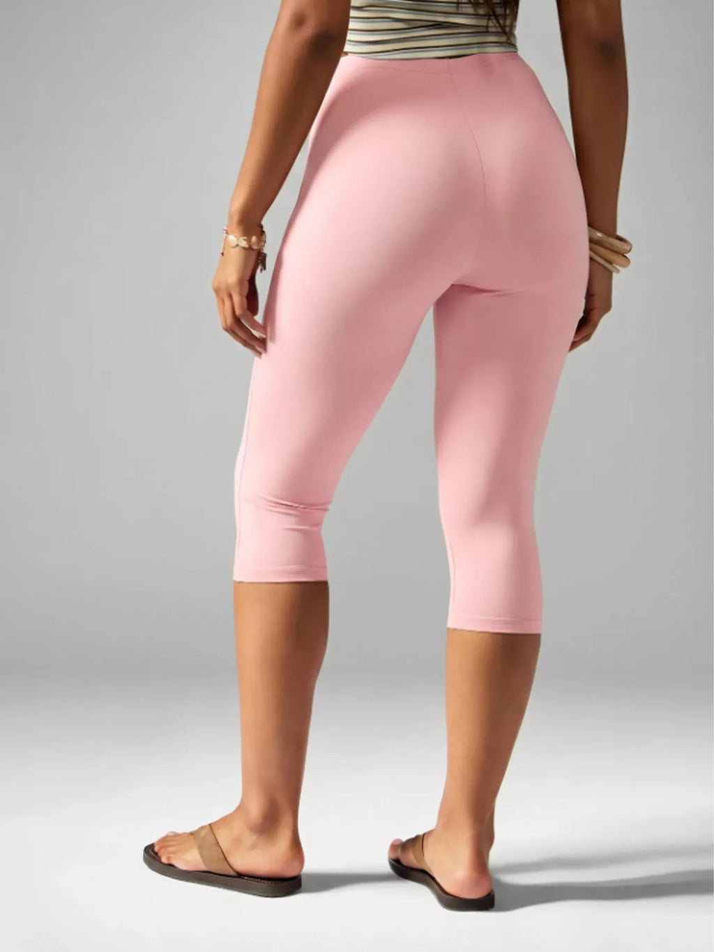 High-Waisted Active Capri Leggings - Aura Apparel