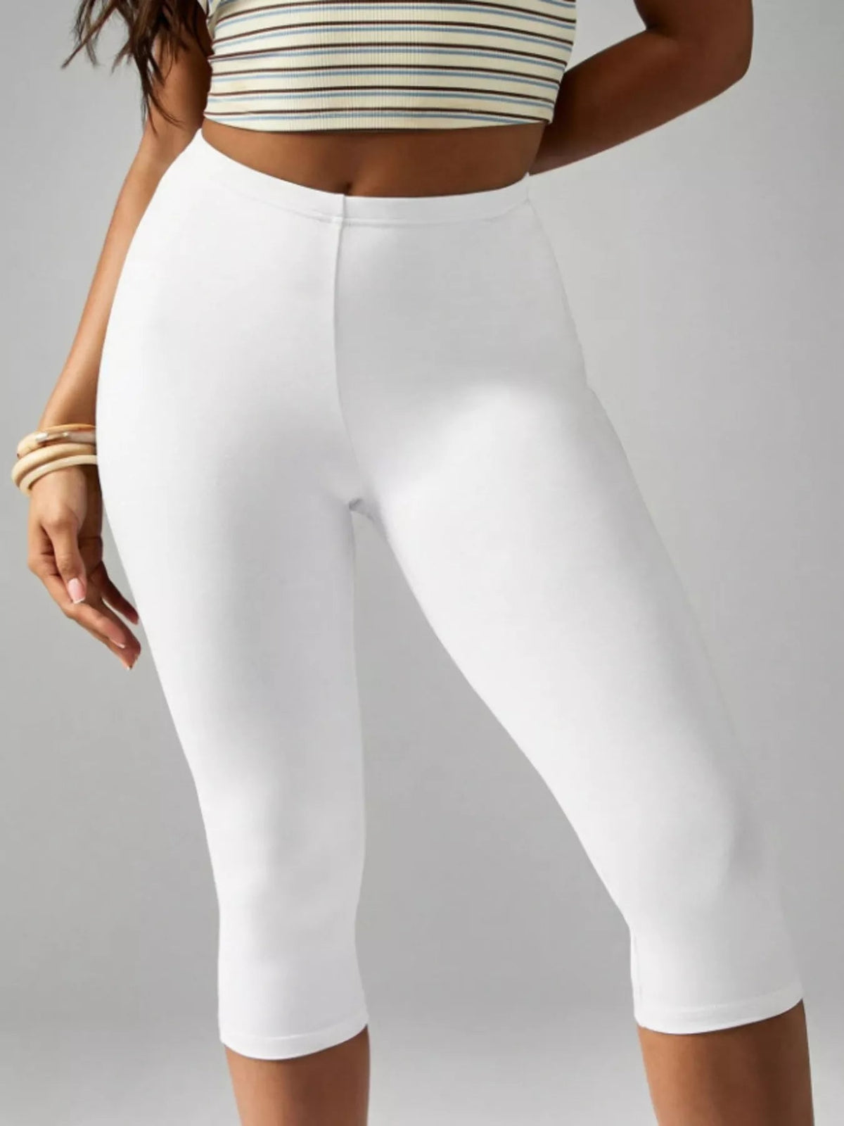 High-Waisted Active Capri Leggings - Aura Apparel