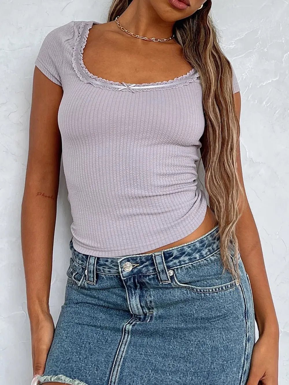 Lace Detail Scoop Neck Short Sleeve T-Shirt - Aura Apparel