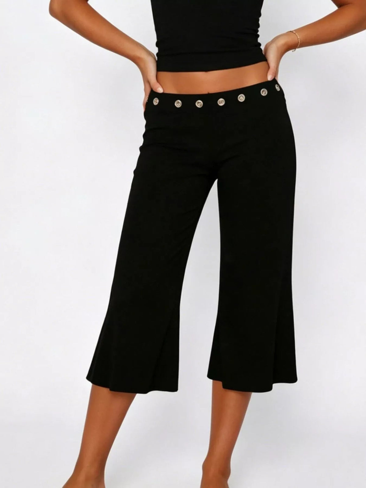 Mid Rise Capris Pants - Aura Apparel