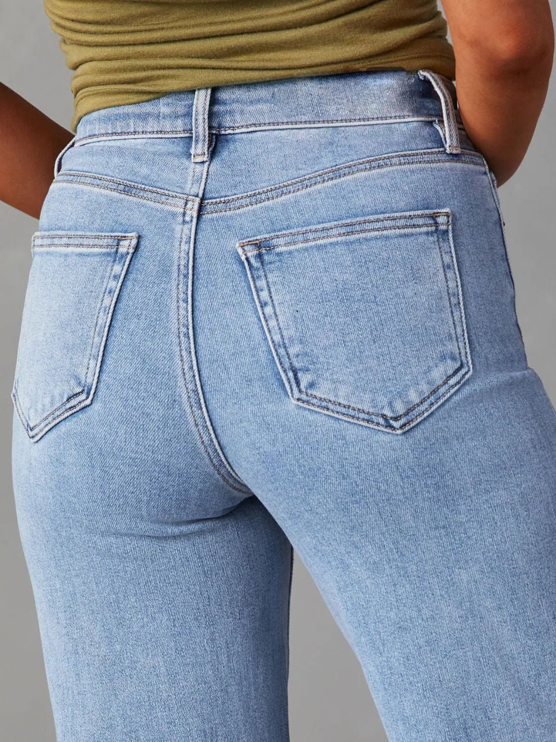 Raw Hem Loose Fit Jeans - Aura Apparel