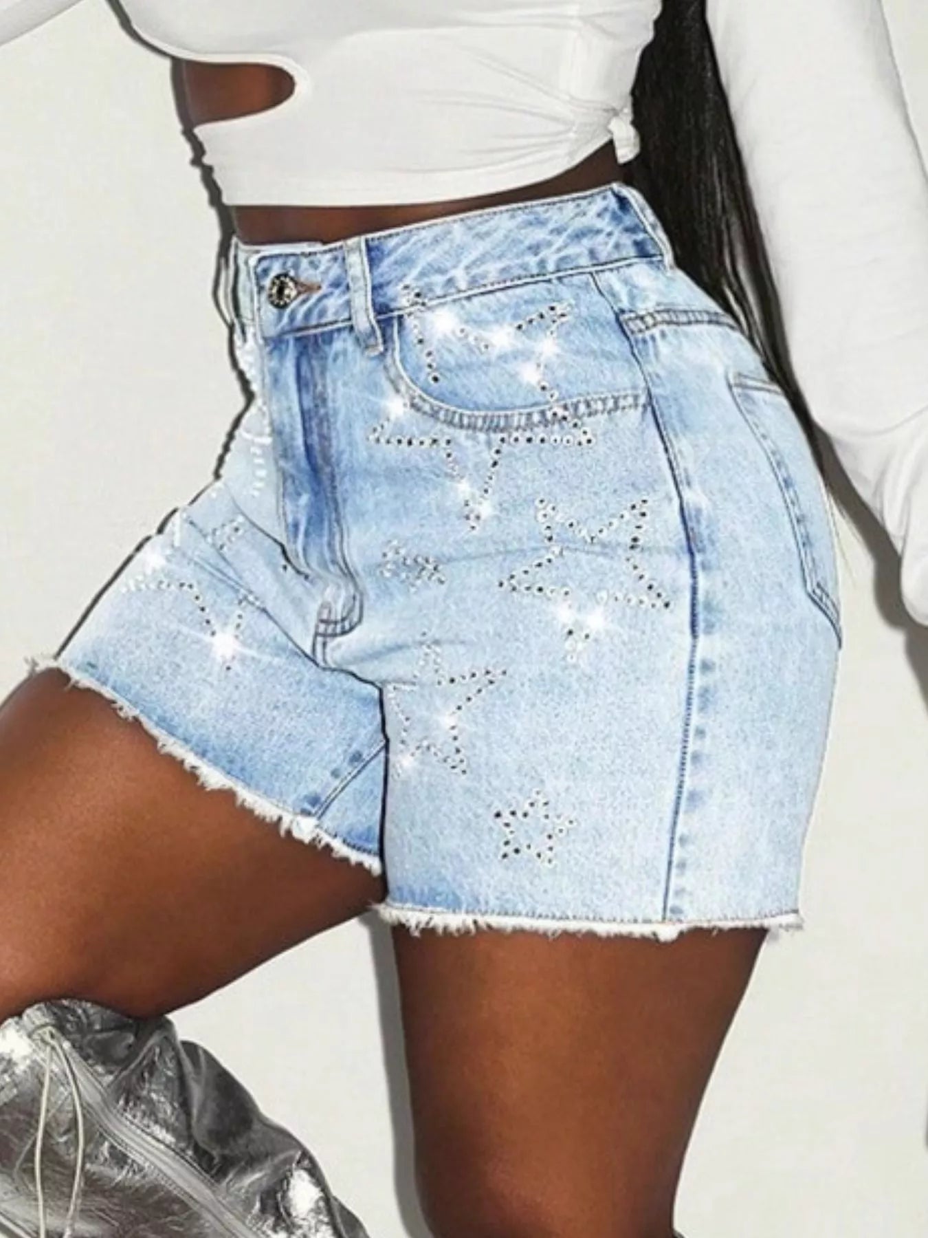 Star Raw Hem Denim Shorts - Aura Apparel
