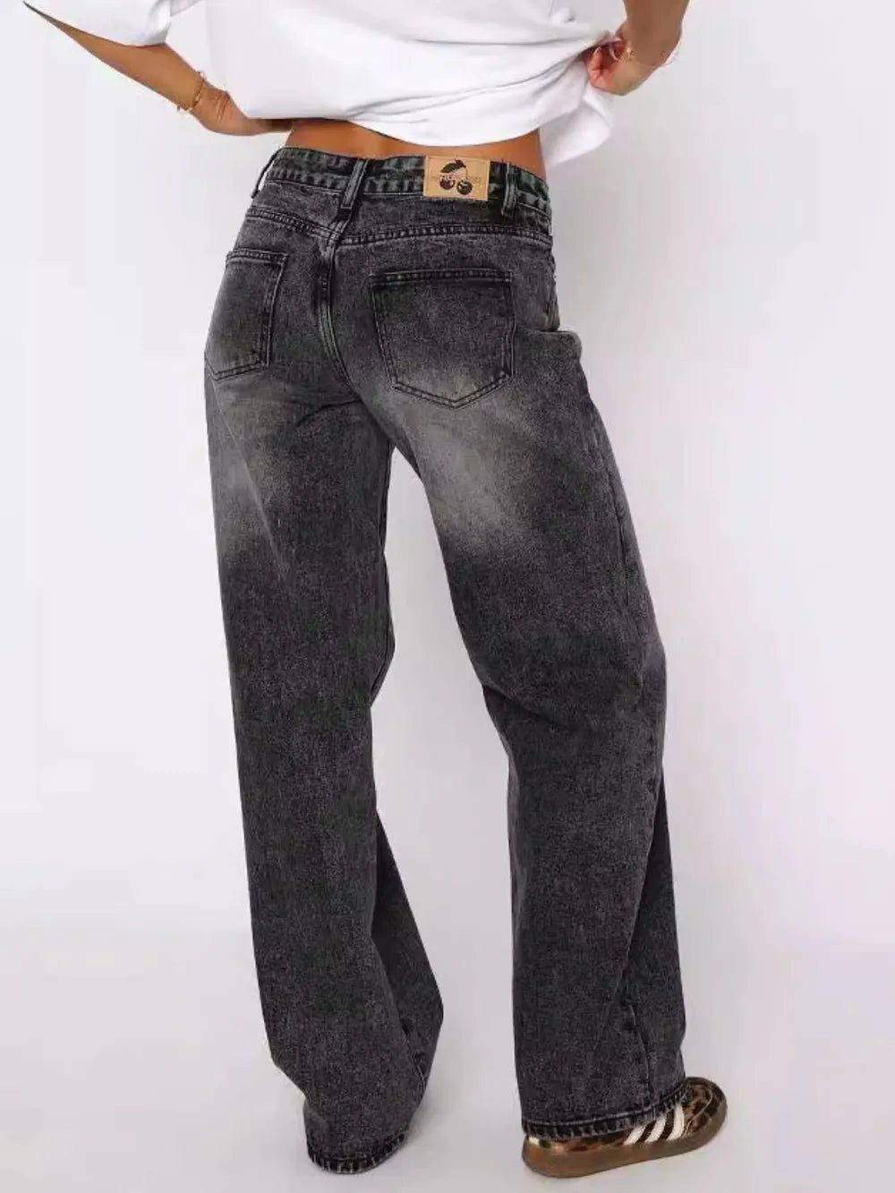 Wide Leg Jeans with Pockets - Aura Apparel